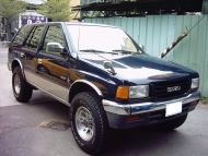 Isuzu-rodeo.jpg