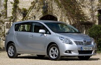 Toyota-Verso-Car-Mats.jpg
