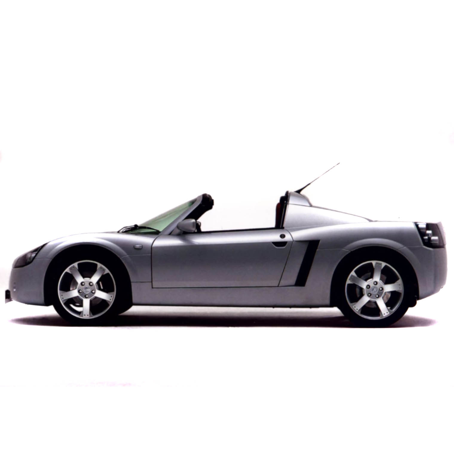 Vauxhall-VX220.jpg